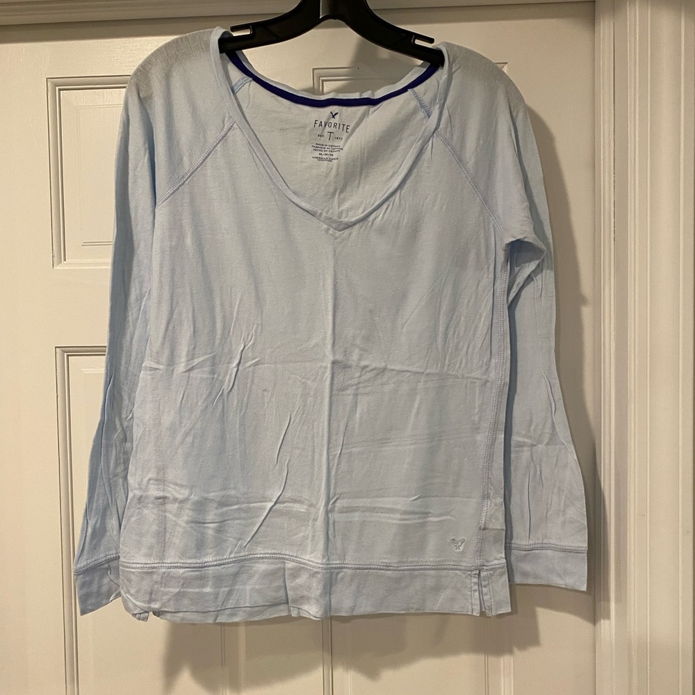 American Eagle Long Sleeved Shirt Size Medium